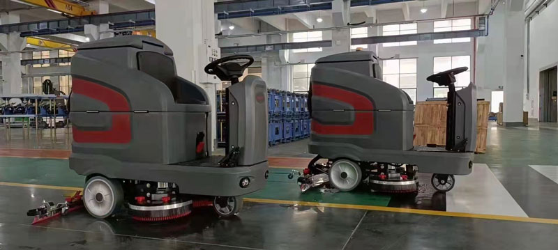 萬科物業陸續采購揚子品牌掃地機、洗地機、吸塵器